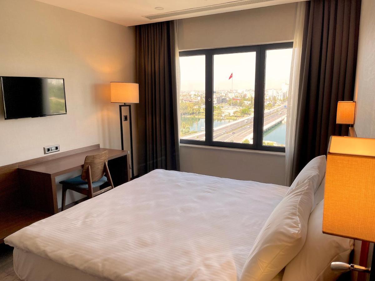 Tuerkmen Riverside Hotel Adana Exteriör bild