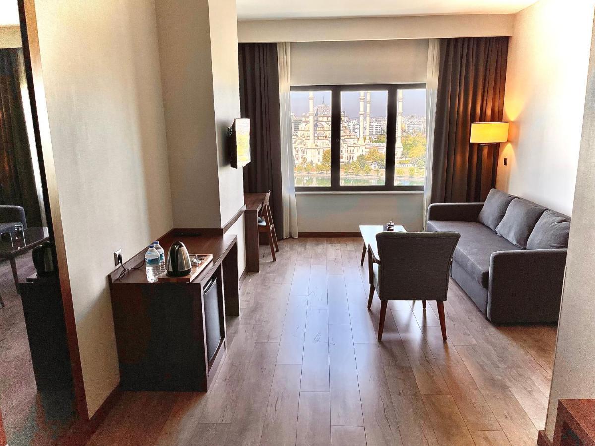 Tuerkmen Riverside Hotel Adana Exteriör bild